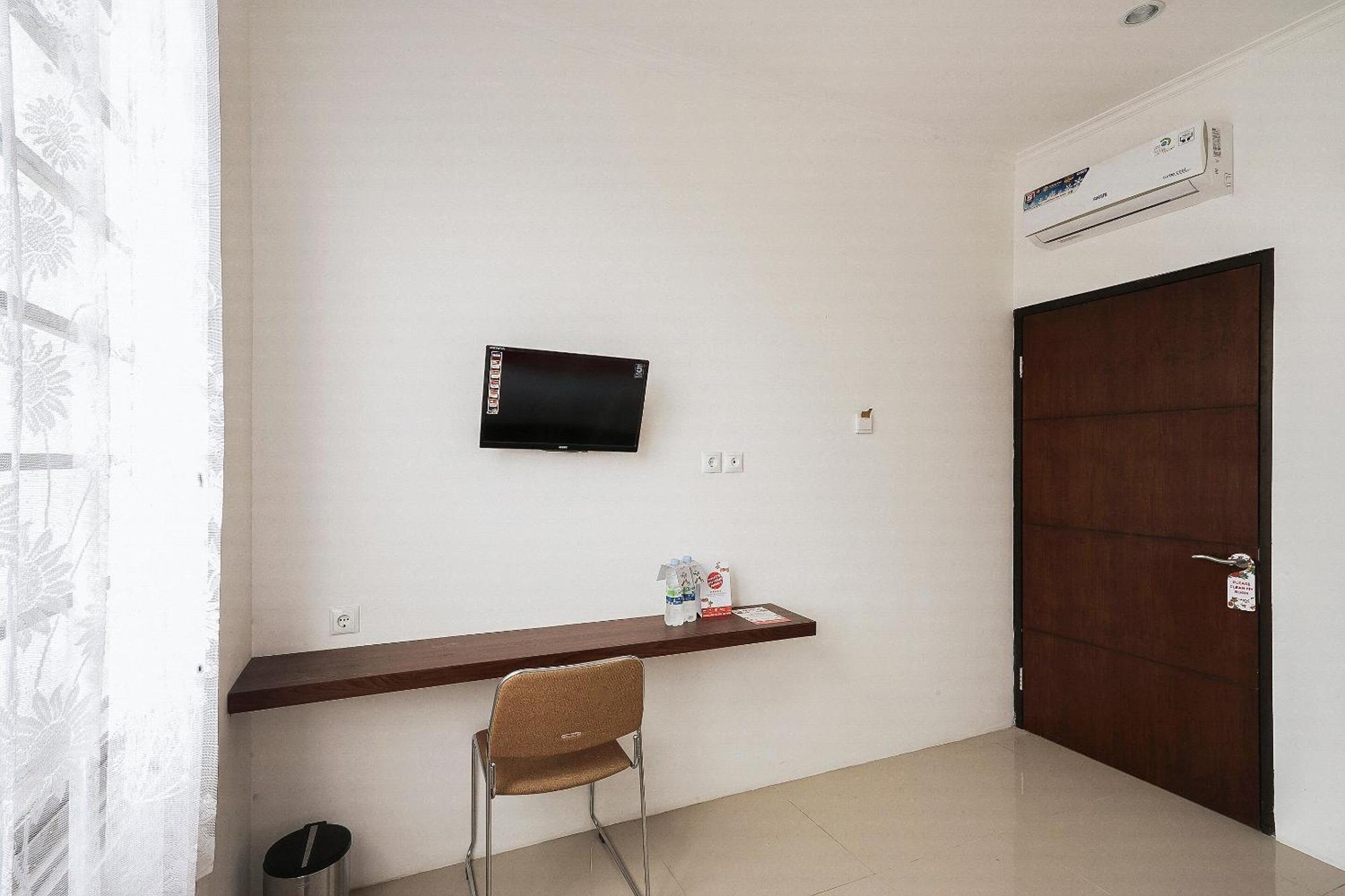 OYO 2183 Cibeureum Residence Bandung Exterior foto